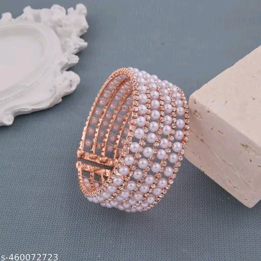 Cuff bangles