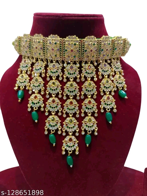 Gola plated nackless