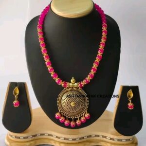 Stones Beats jewellery set